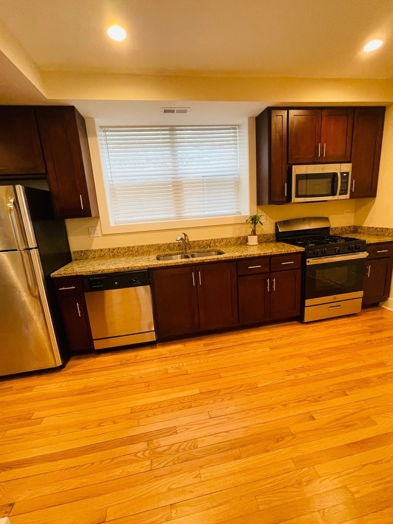 7408 N Hoyne Avenue - Photo 6