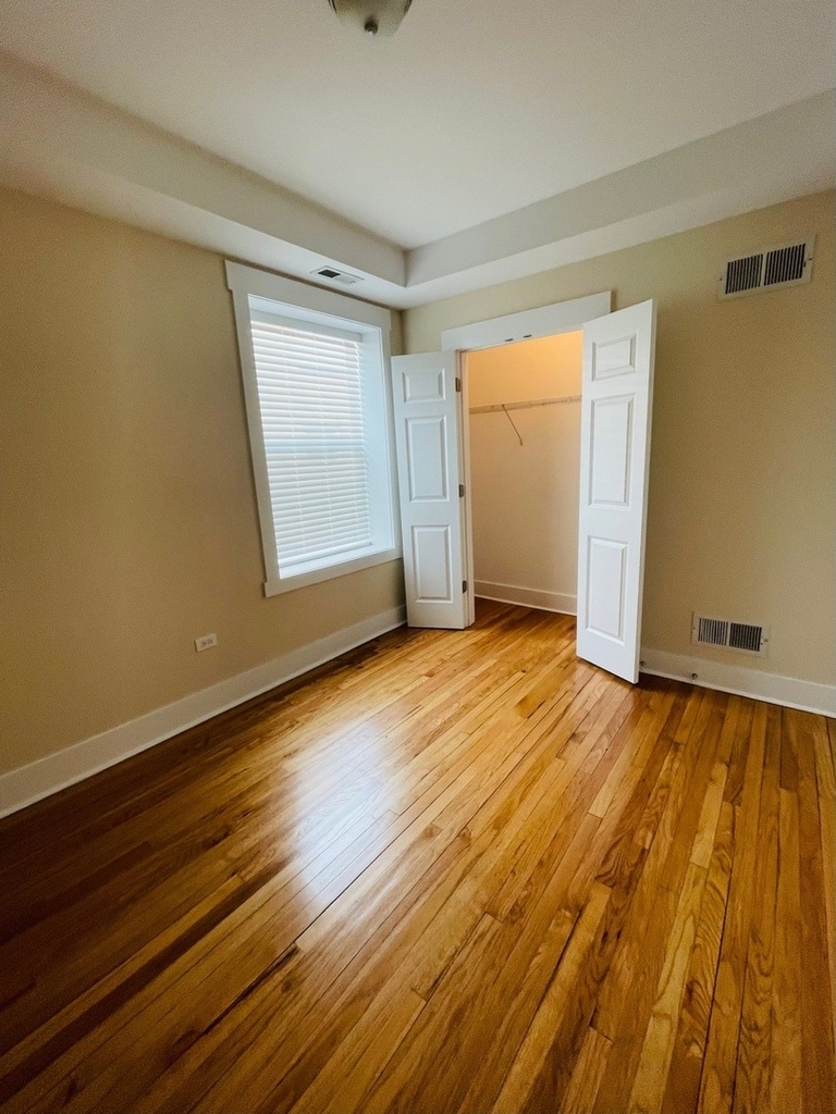 7408 N Hoyne Avenue - Photo 15