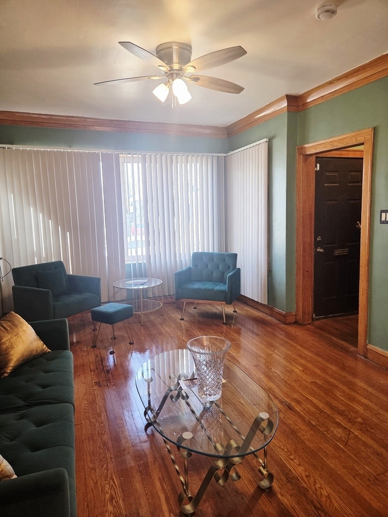 12051 S Yale Avenue - Photo 2