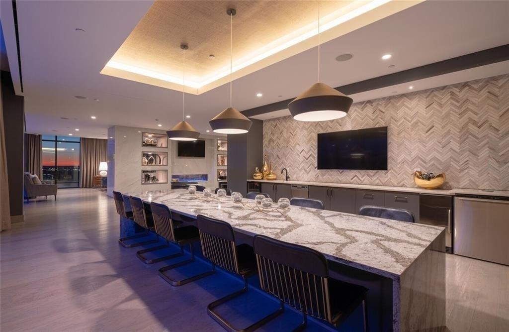 1400 W Peachtree Street Nw - Photo 4