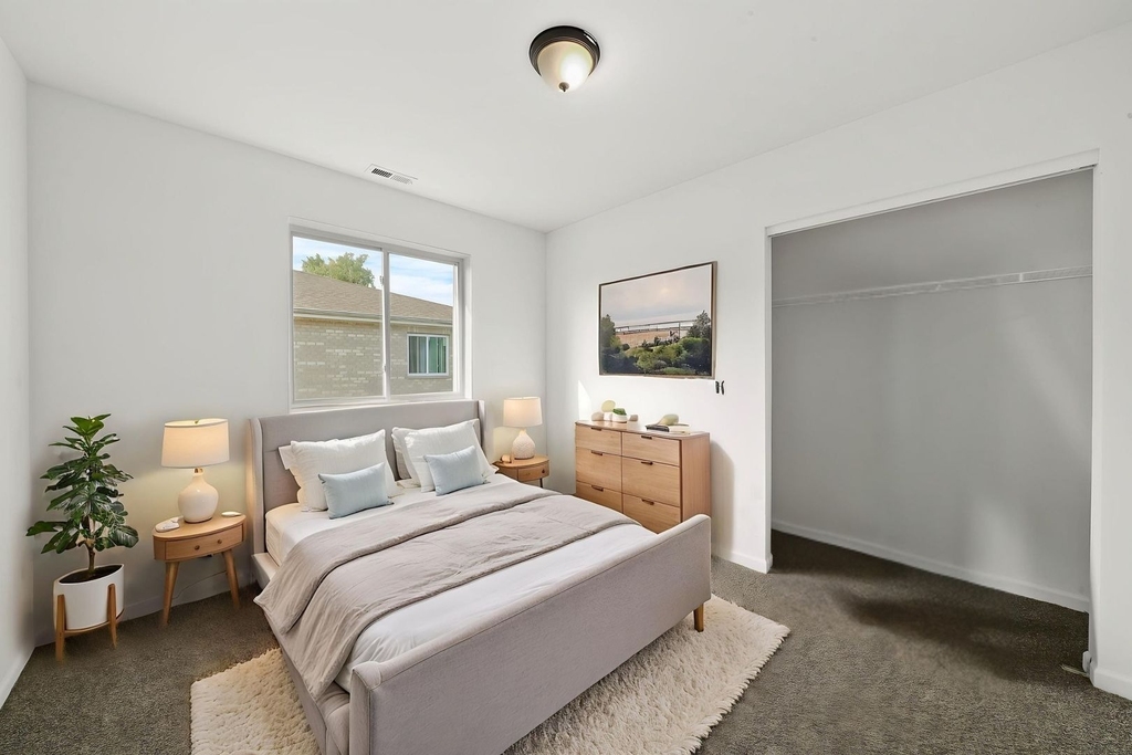 13906 Central Park Avenue - Photo 12