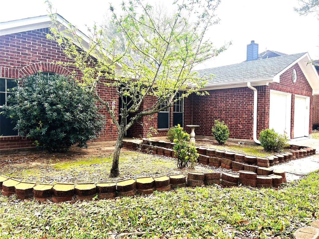 8239 Squires Place Drive - Photo 1