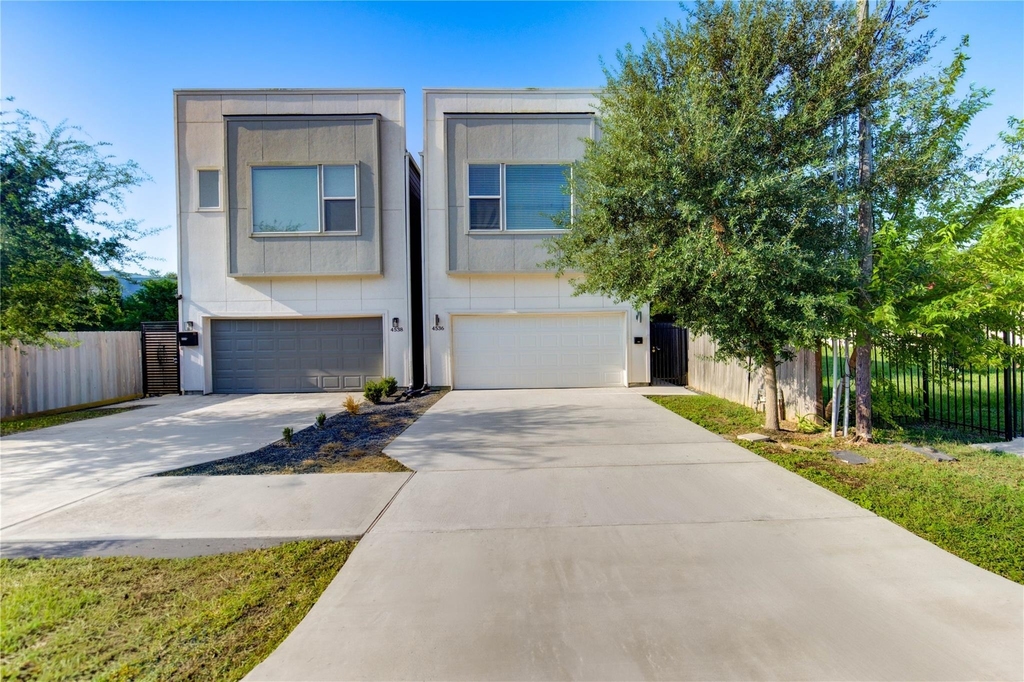 4536 Sunflower Street - Photo 0