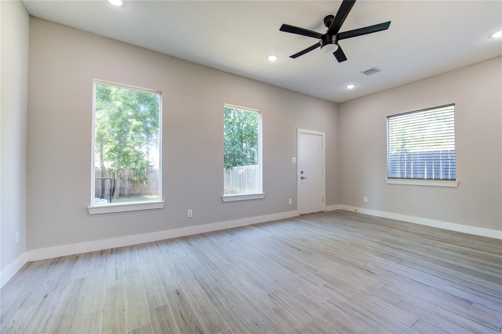 4536 Sunflower Street - Photo 10