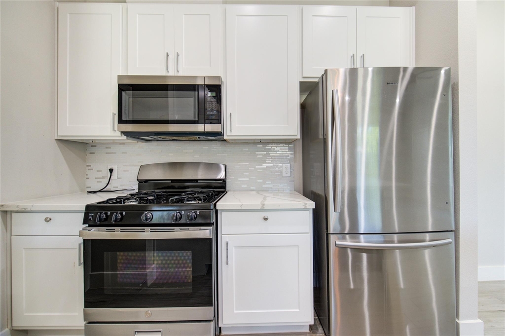 4536 Sunflower Street - Photo 6