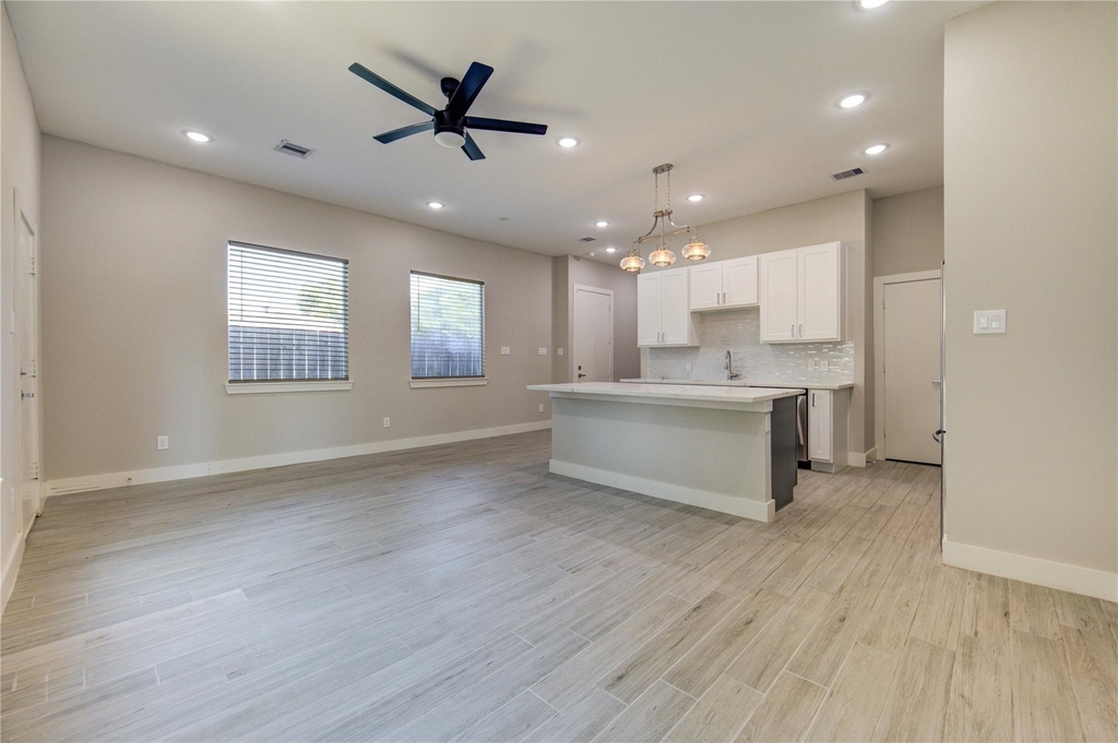 4536 Sunflower Street - Photo 4
