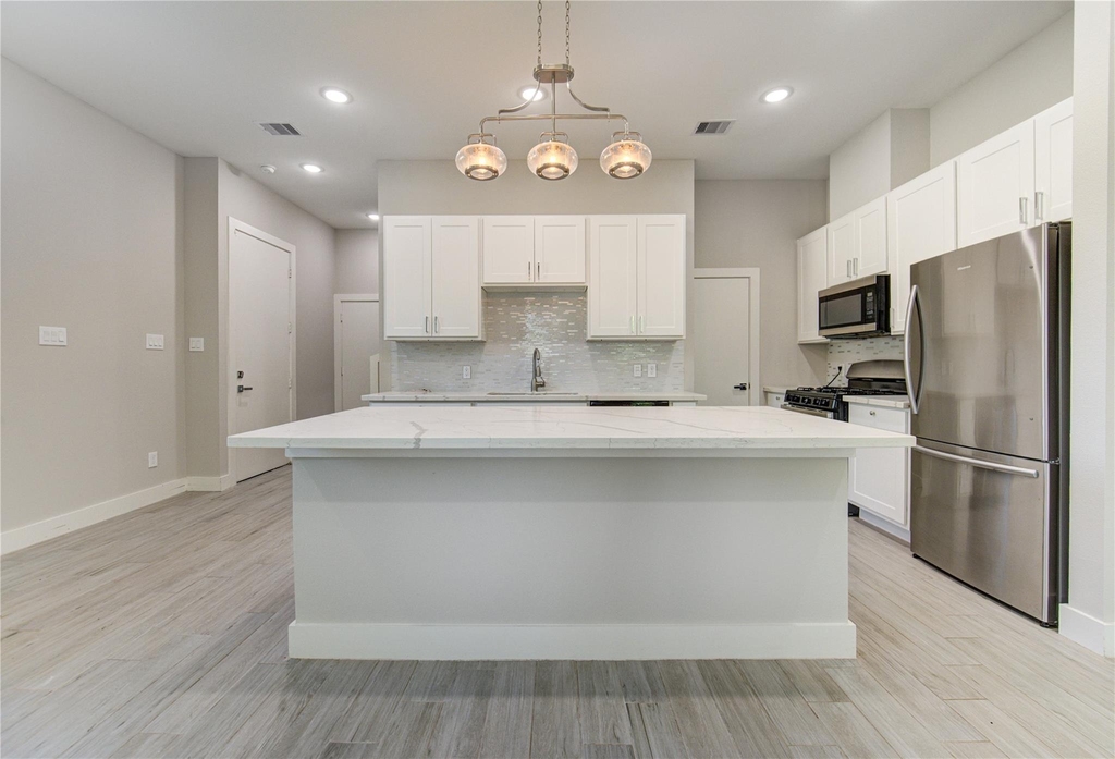 4536 Sunflower Street - Photo 3