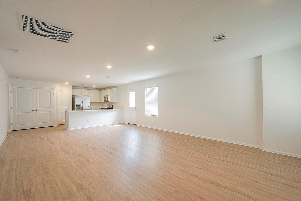 1491 Las Cuevas Drive - Photo 7
