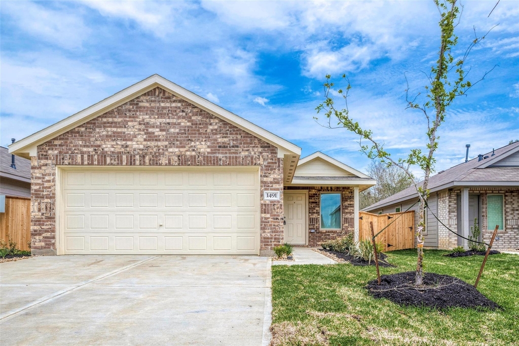 1491 Las Cuevas Drive - Photo 0