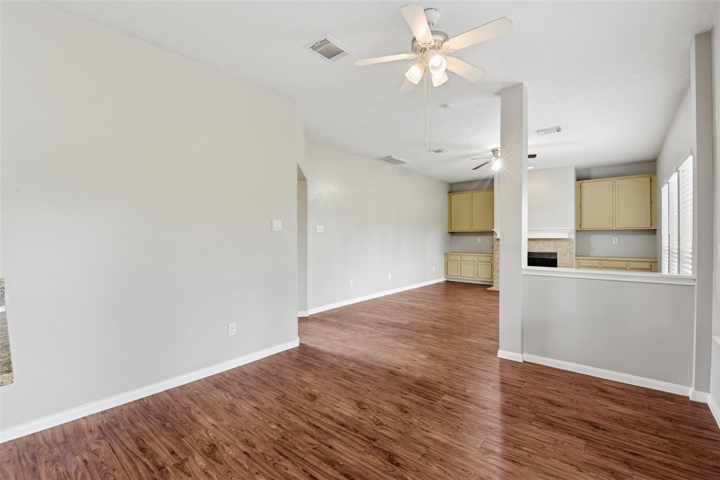 3327 Shady Glen Lane - Photo 9