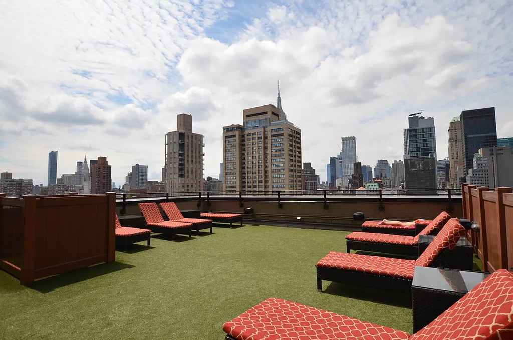 East 39th Street - Photo 7