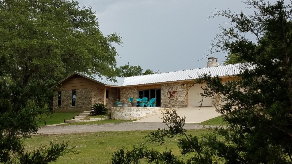 2055 Island View - Photo 32