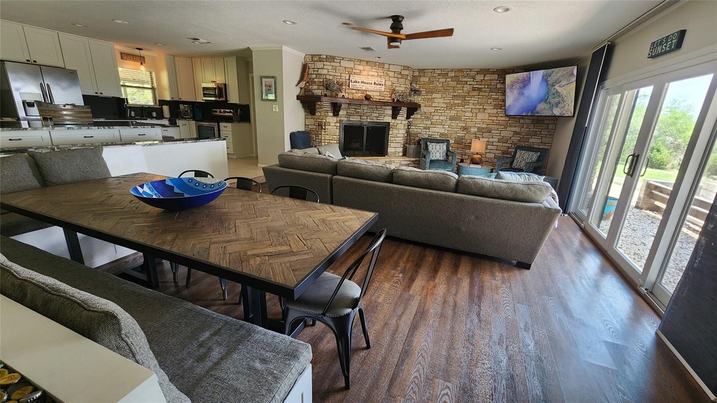 2055 Island View - Photo 5