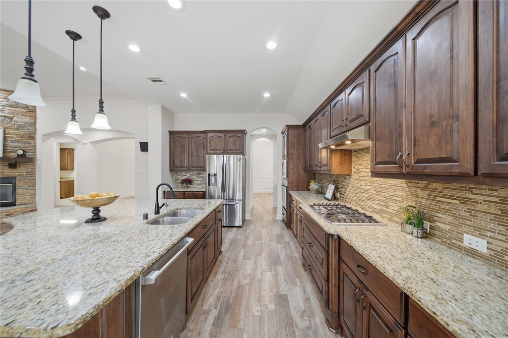 17614 Melmore Drive - Photo 13