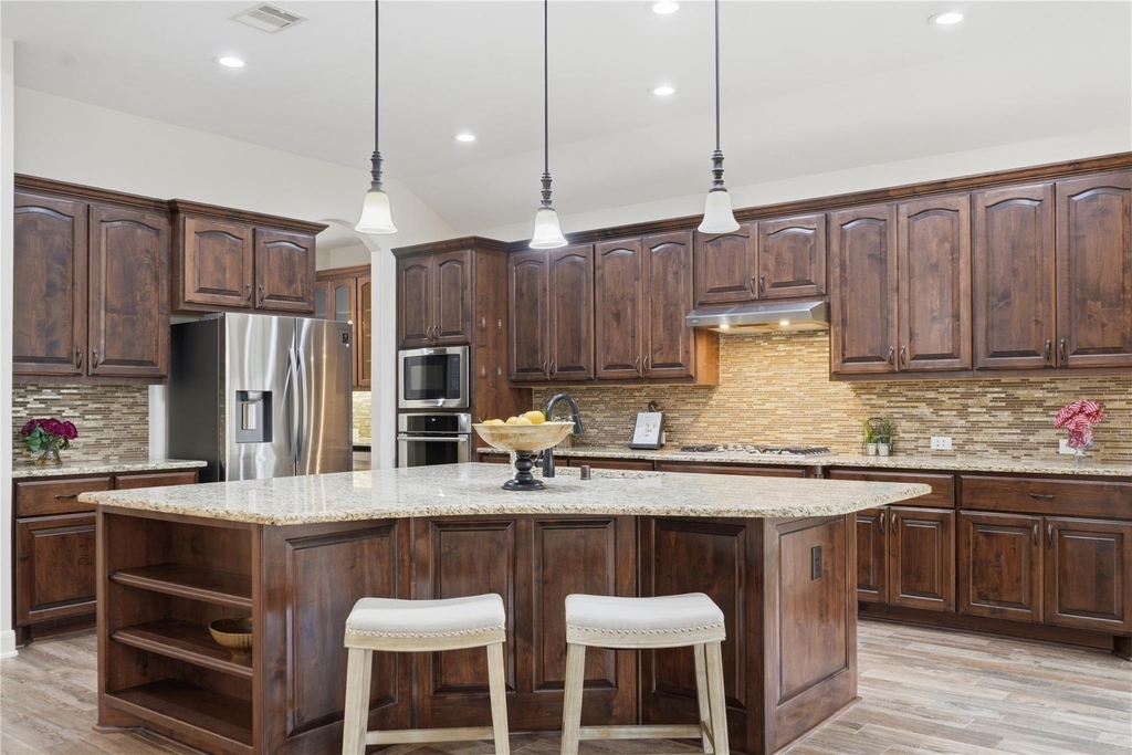 17614 Melmore Drive - Photo 10