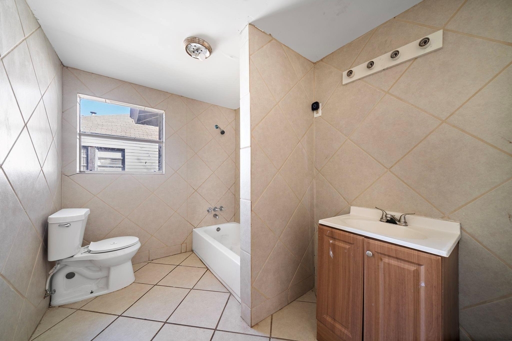 128 Kress Street - Photo 8