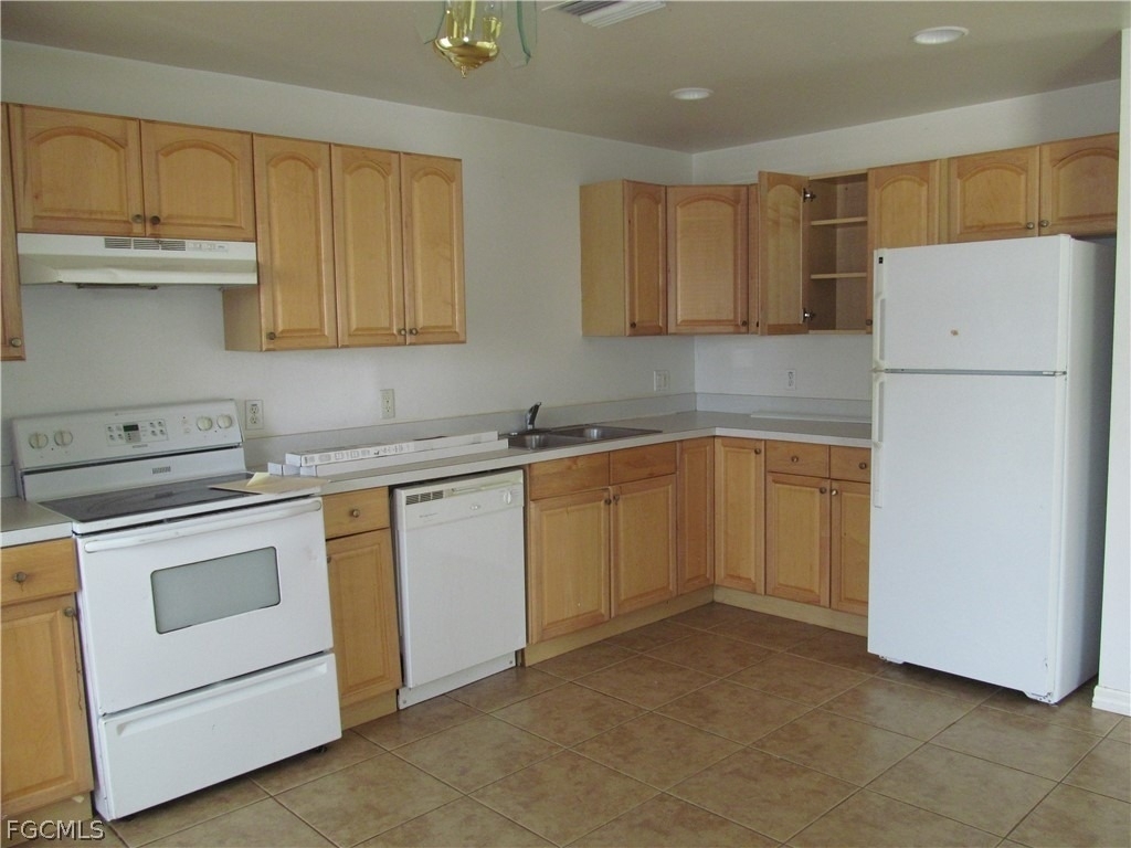 664 Alabama Road S - Photo 1