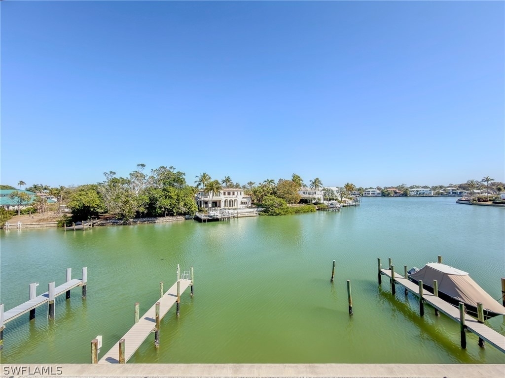 1910 Gulf Shore Boulevard N - Photo 1