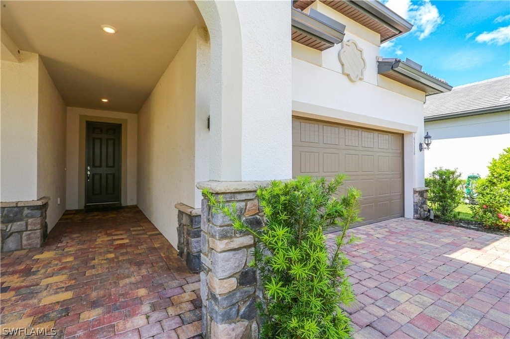 9716 Everglades Drive - Photo 6