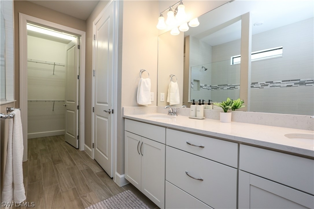9716 Everglades Drive - Photo 1