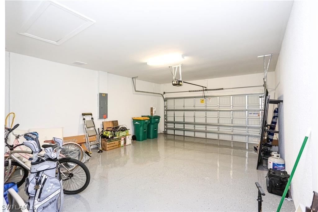 9716 Everglades Drive - Photo 4