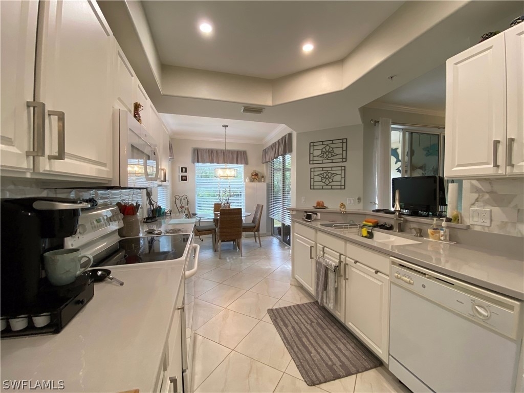 1455 Tiffany Lane - Photo 0