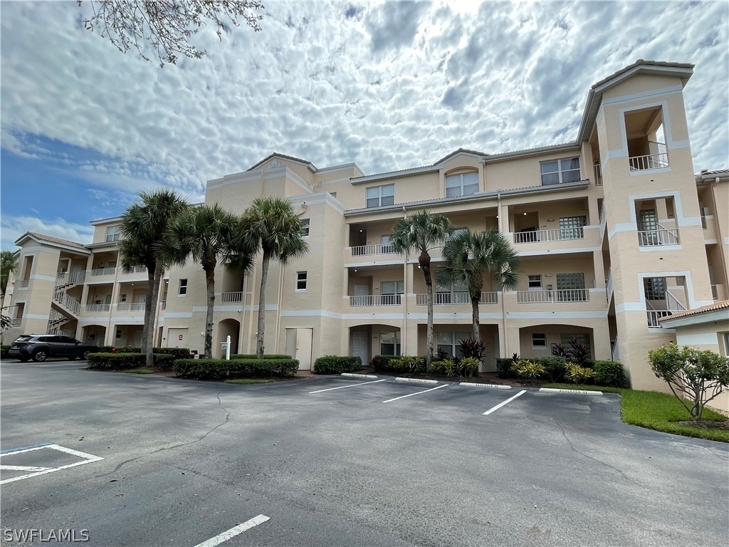 1070 Woodshire Lane - Photo 1