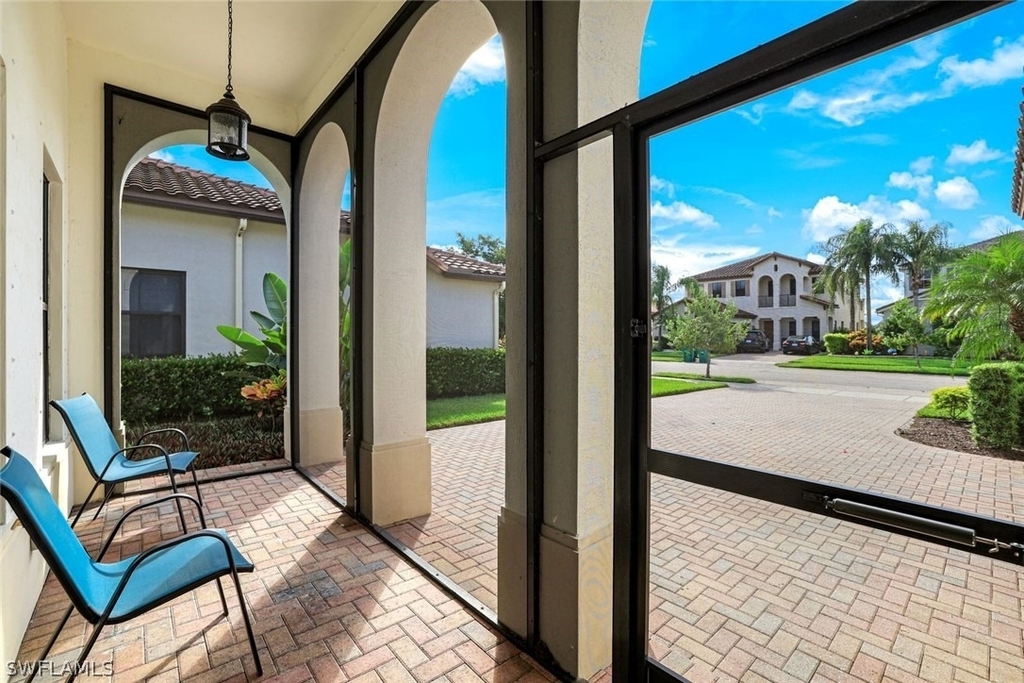 5177 Salerno Street - Photo 6