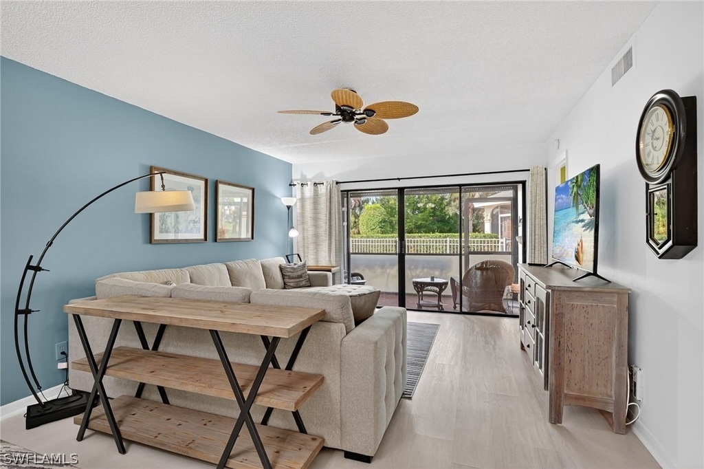 705 Augusta Boulevard - Photo 6