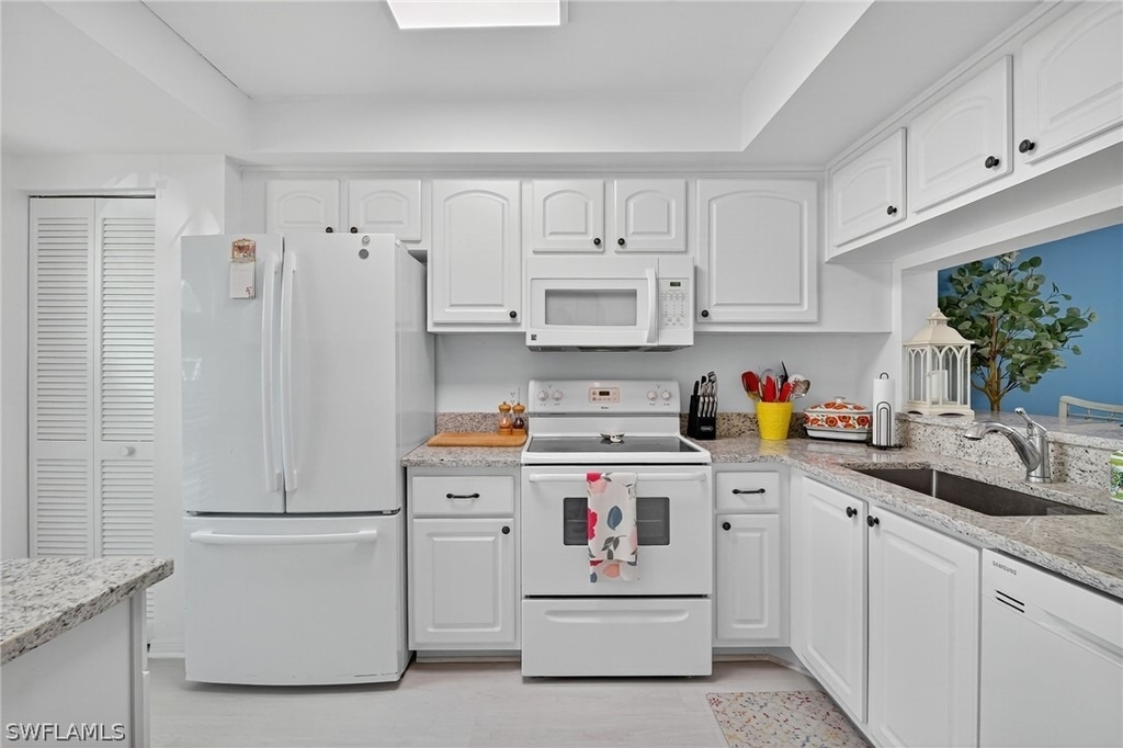 705 Augusta Boulevard - Photo 10