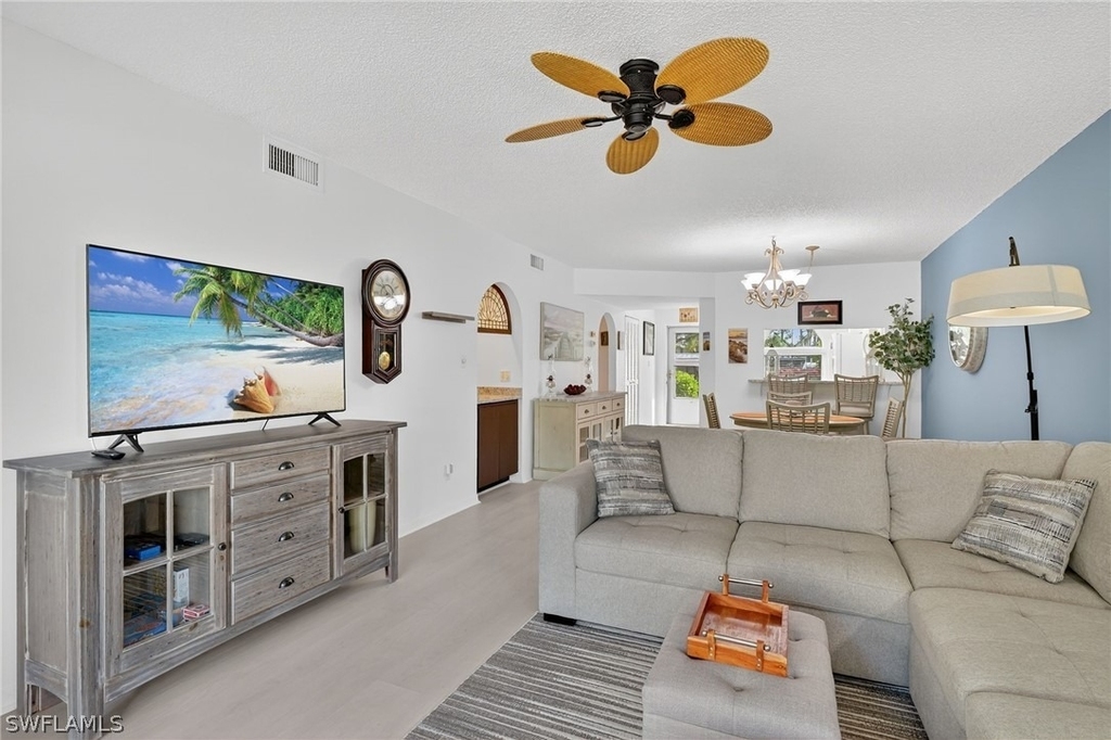 705 Augusta Boulevard - Photo 7