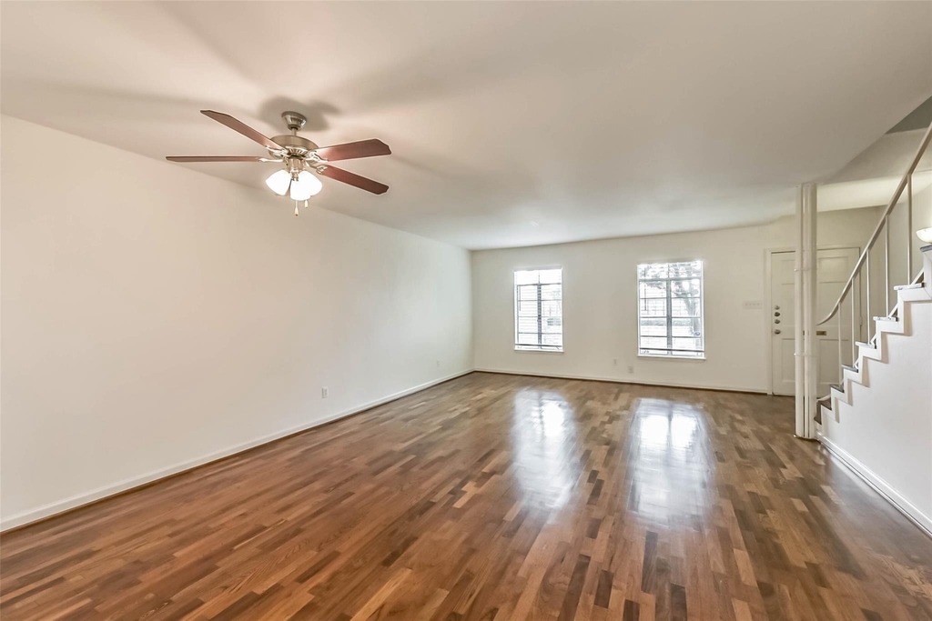 815 S Ripple Creek Drive - Photo 1