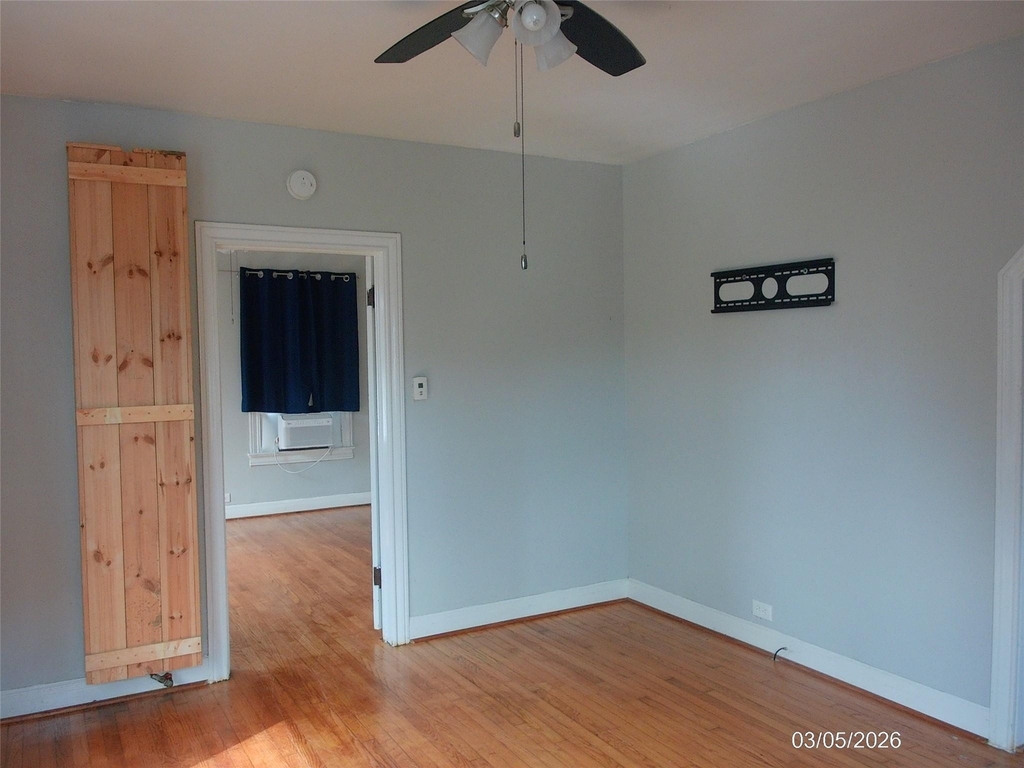 4619 Avenue S Alley S - Photo 6