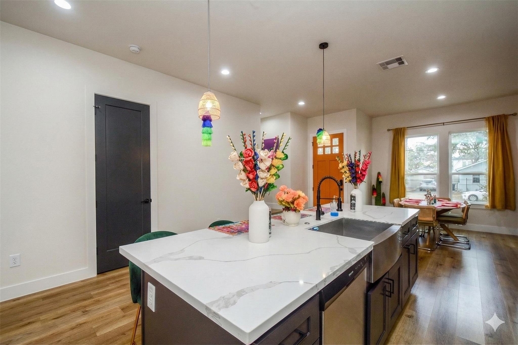 1504 Evelyn Street - Photo 7