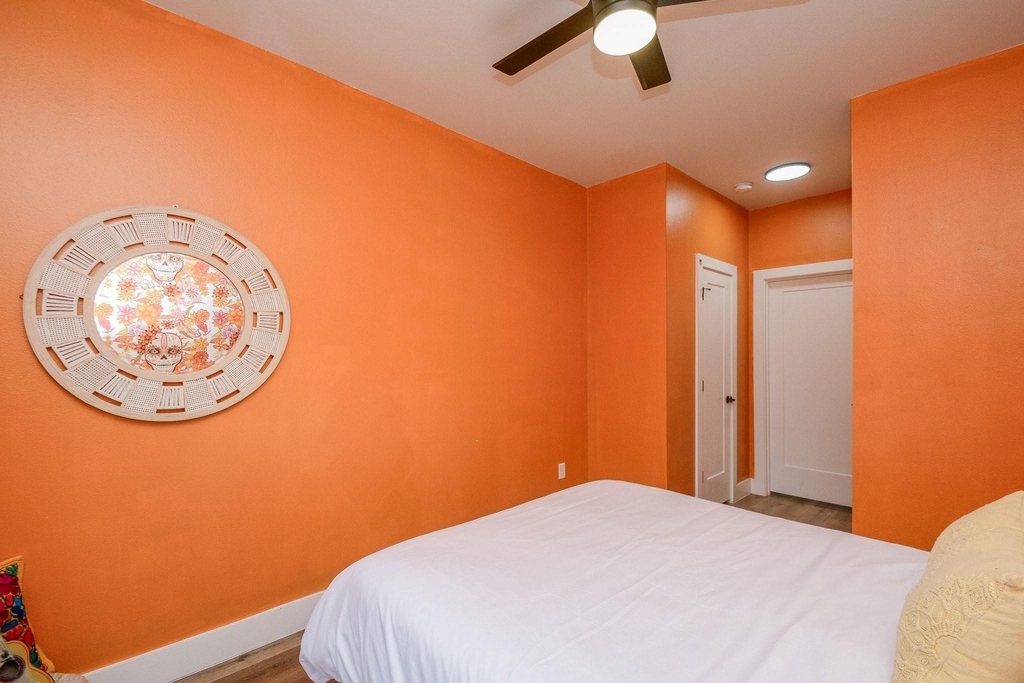 1504 Evelyn Street - Photo 11
