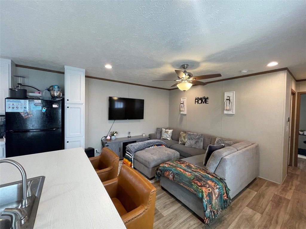 20410 Telge Road - Photo 8
