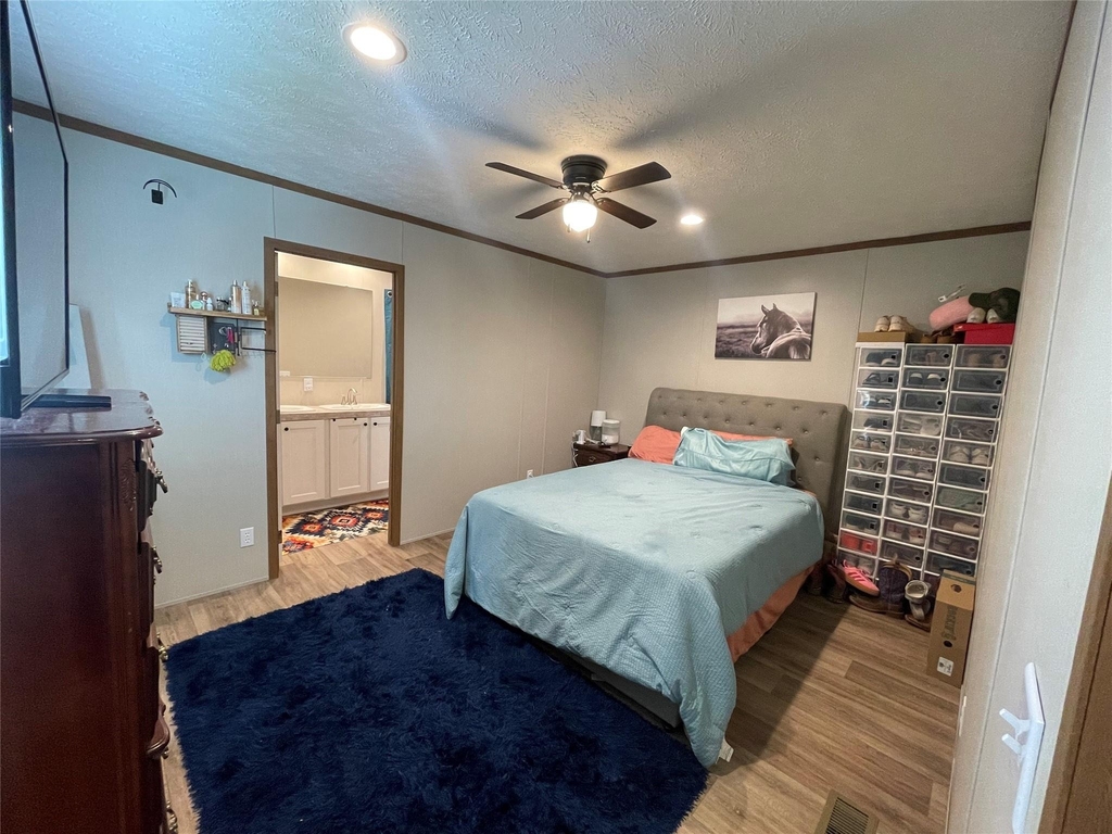 20410 Telge Road - Photo 15