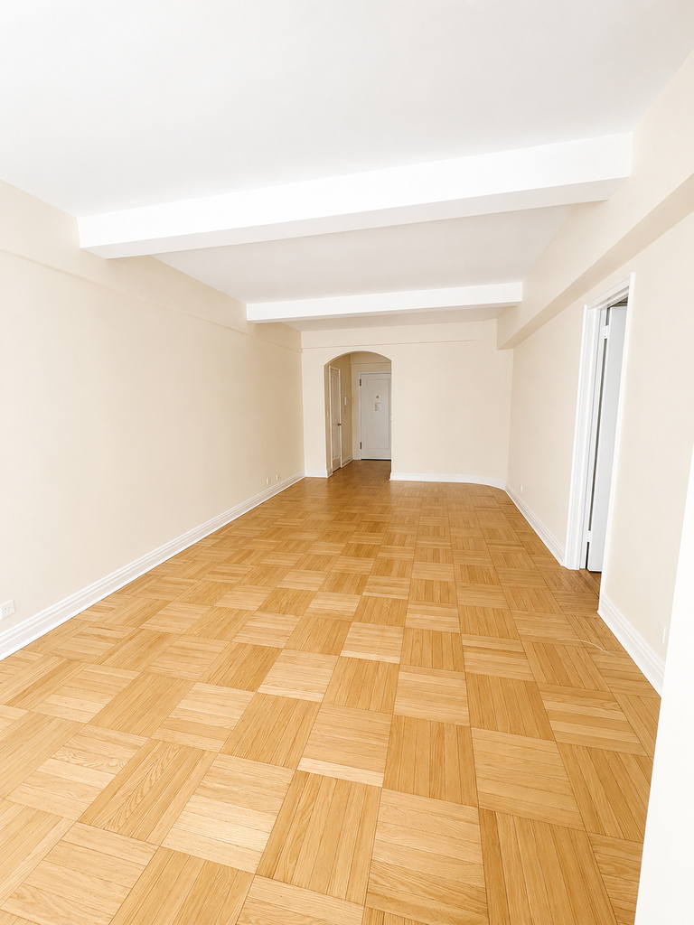 East 56th Street - Photo 4