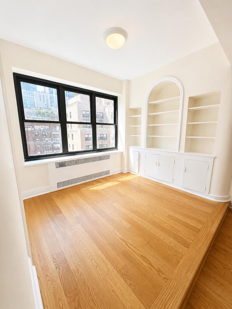 East 56th Street - Photo 2