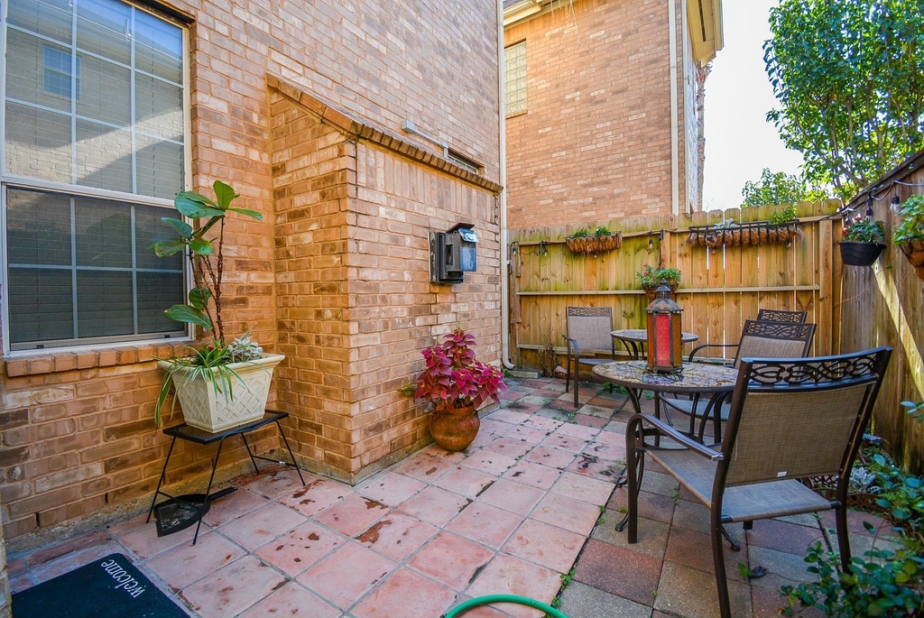 3206 E Park At Beverly Hills - Photo 33