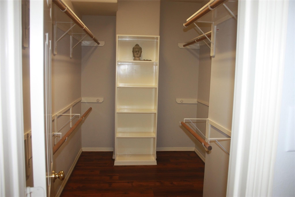 3206 E Park At Beverly Hills - Photo 20