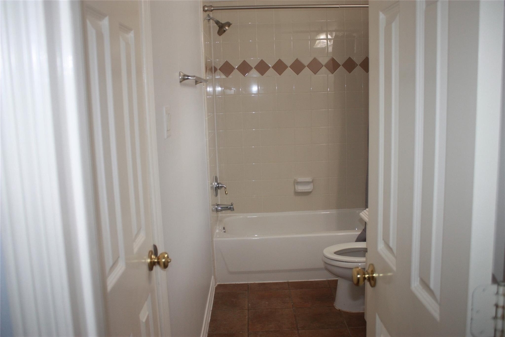 3206 E Park At Beverly Hills - Photo 25