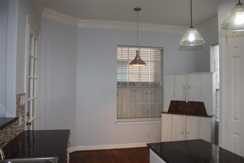 3206 E Park At Beverly Hills - Photo 14