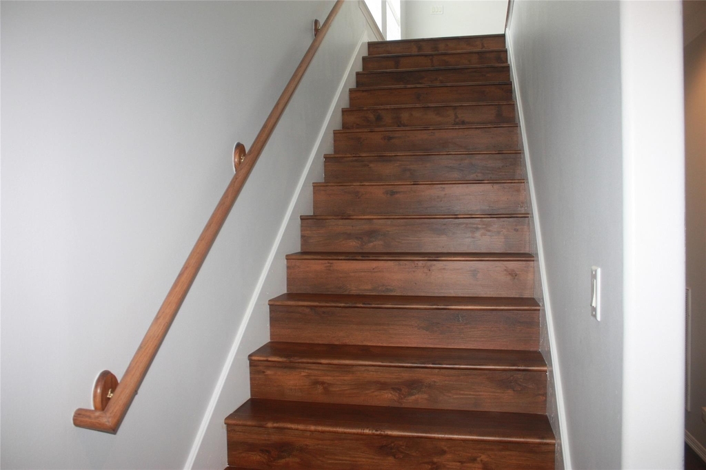 3206 E Park At Beverly Hills - Photo 29