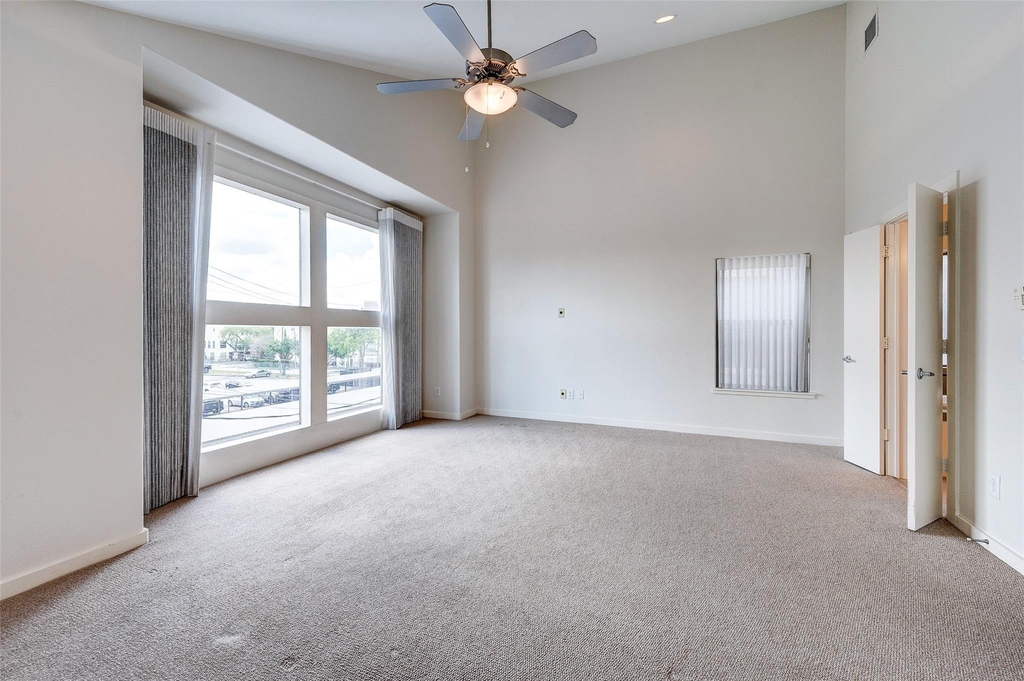 1729 Reinerman Street - Photo 26