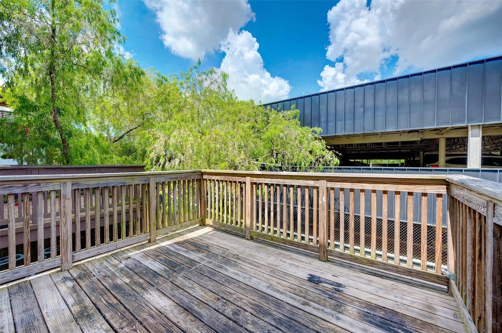 1729 Reinerman Street - Photo 1