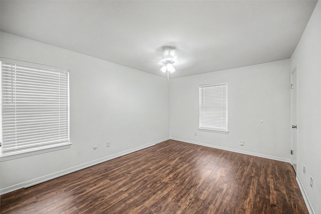830 Threadneedle Street - Photo 9