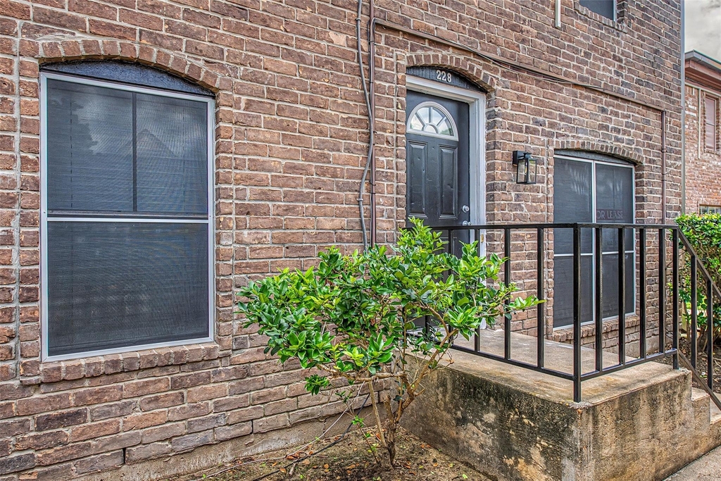830 Threadneedle Street - Photo 17