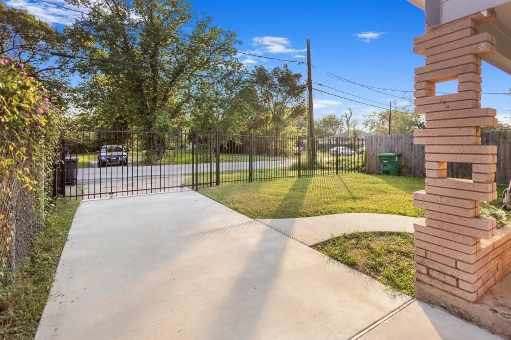 3234 Berry Street - Photo 32