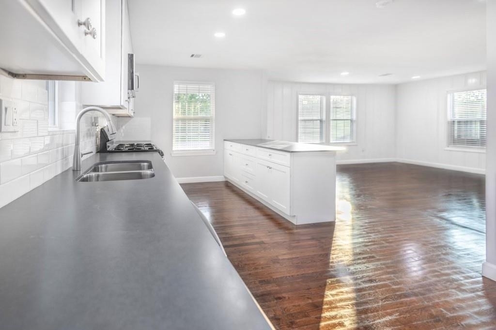 3234 Berry Street - Photo 9
